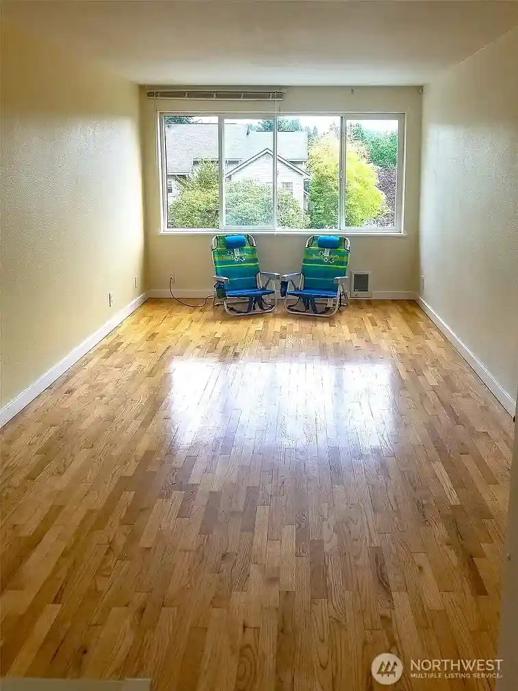 5101 Ravenna Avenue NE, Seattle, WA 98105 