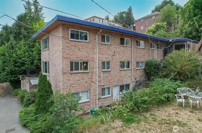 5101 Ravenna Avenue NE, Seattle, WA 98105 