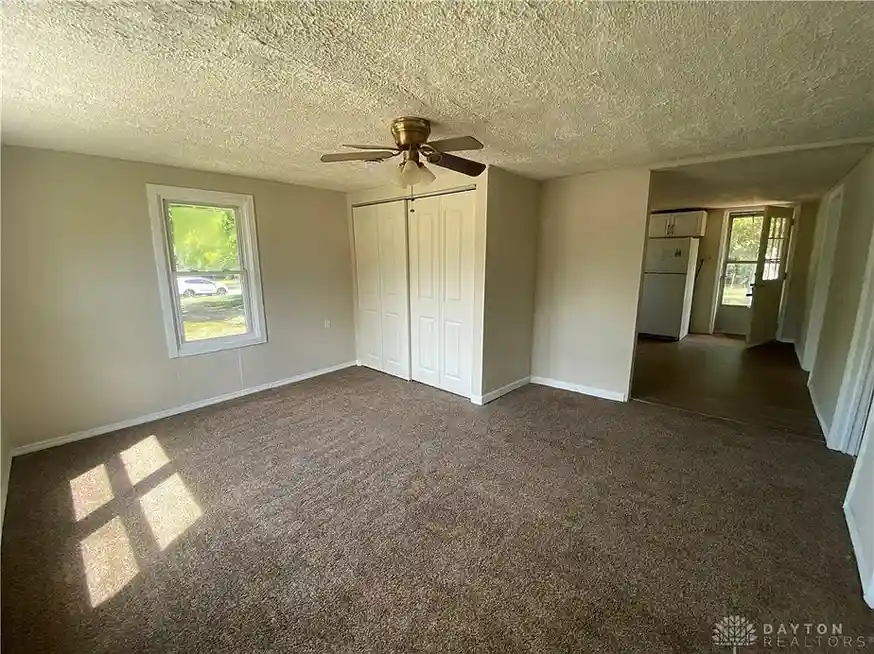 415 W Dayton Yellow Springs Rd, Fairborn, OH 45324 