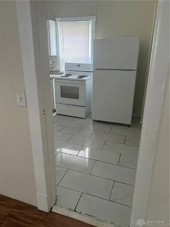 208 Heaton Ave, Dayton, OH 45410 