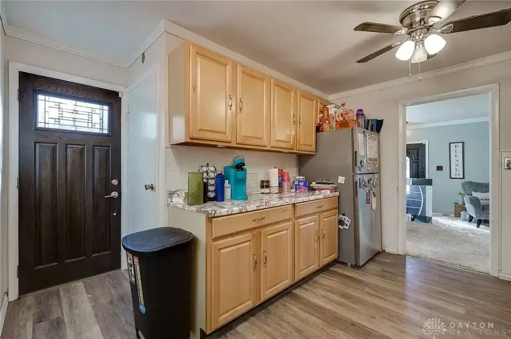 30 Whispering Dr, Trotwood, OH 45426 
