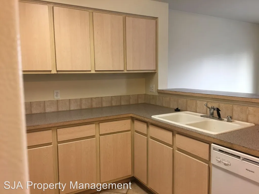 600 NW 87th St UNIT 209, Seattle, WA 98103 