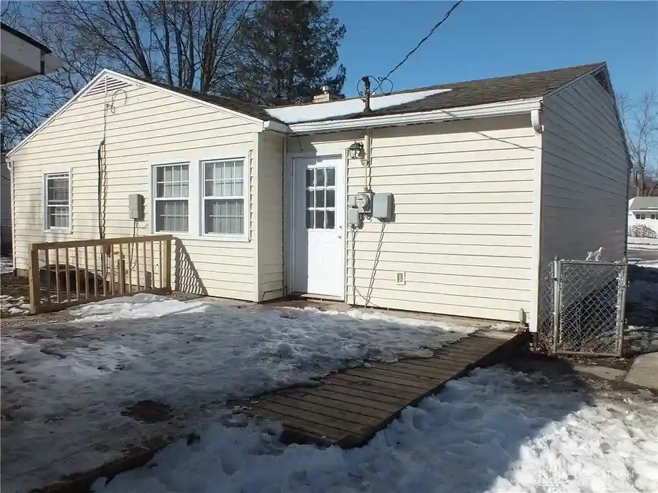 3566 Haney Rd, Dayton, OH 45416 