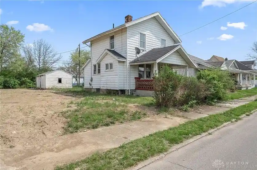 718 Randolph St, Dayton, OH 45417 