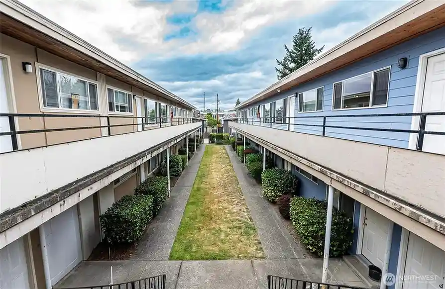 20-Unit Building With Updated Systems and Rental Headroom