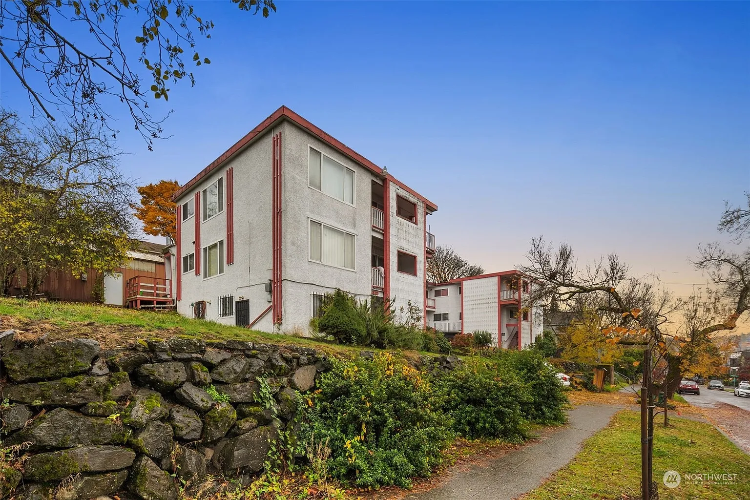 812 29th Avenue S, Seattle, WA 98144 