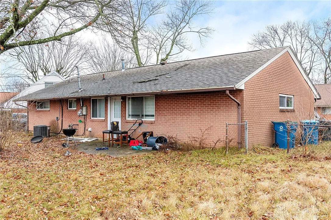 5212 Buckner Dr, Dayton, OH 45424 