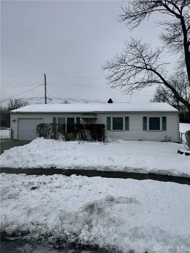 3570 Etter Dr, Dayton, OH 45416 