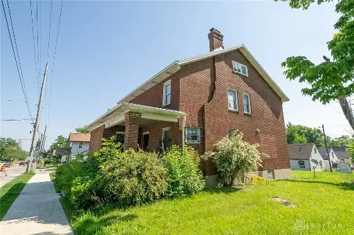 Four-Unit Investment Property with Established Tenants 