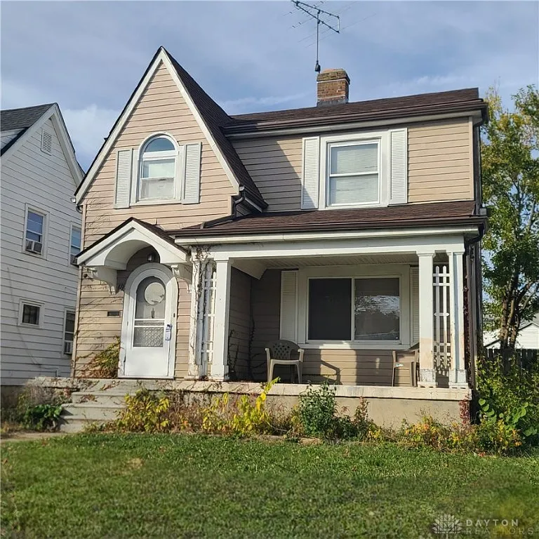 69 E Beechwood Ave, Dayton, OH 45405 
