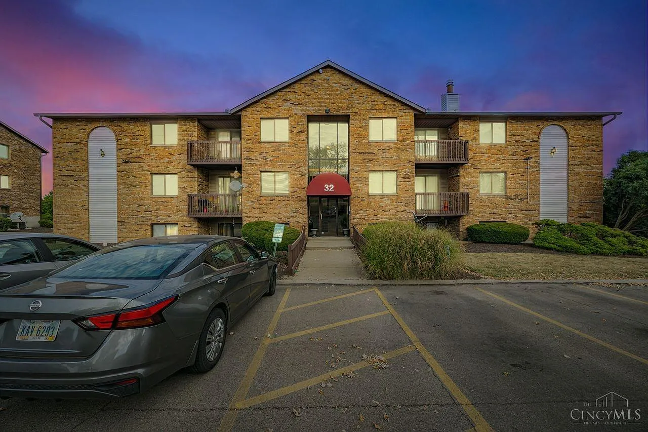 32 Providence Dr APT 24, Fairfield, OH 45014 