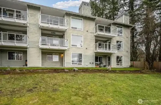 12307 NE 97th Street UNIT B, Kirkland, WA 98033 