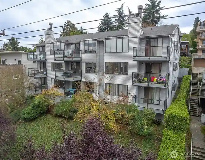 645 W Nickerson Street, Seattle, WA 98119 